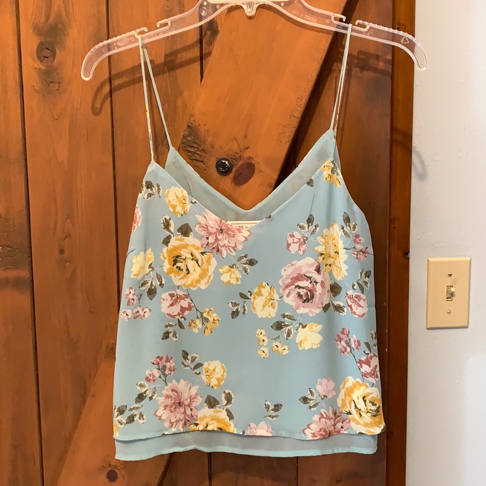 Crop tank top